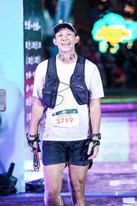 BIB: 
                            <button type="button" onclick="openModal(26345306)" class="btn btn-primary btn-sm float-right btn-popup" data-toggle="modal" data-target=".modal-high-quality">
                        <i class="fas fa-shopping-cart"></i> Add to Cart
                    </button>
                                            <button type="button" onclick="isThisMe(26345306, true)" class="btn btn-success btn-sm float-right btn-popup btn-isme hidden" data-toggle="tooltip" data-placement="bottom" title="นี่คือรูปของคุณใช่ไหม คลิกที่นี่เพื่อเอาเข้าอัลบั้ม">
                        <i class="fas fa-plus"></i> Add to album
                    </button>
                    <button type="button" onclick="isThisMe(26345306, false)" class="btn btn-warning btn-sm float-right btn-popup btn-isnotme hidden">
                        <i class="fas fa-ban"></i> Remove from album
                    </button>